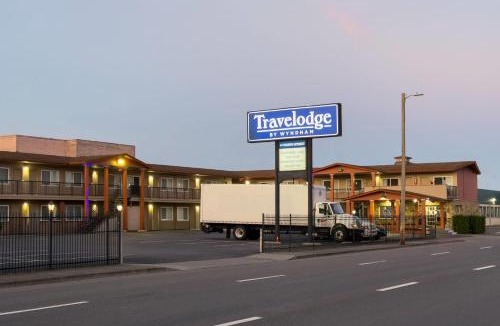 Downtown Hotel | Travelodge by Wyndham Eureka