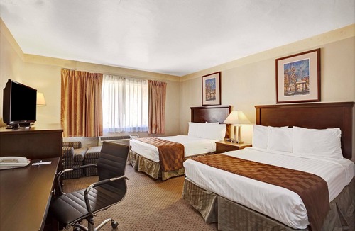 Port Gardner Hotel | Travelodge by Wyndham Everett City Center