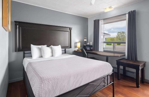 St. Andre Hotel | Travelodge by Wyndham Grand Falls