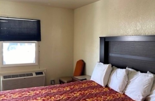 Allison Hotel | Travelodge by Wyndham Gallup