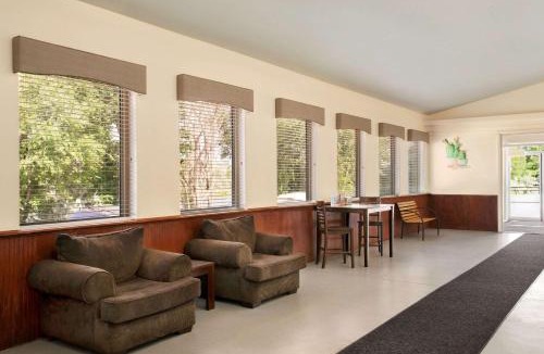 Guernsey Hotel | Travelodge by Wyndham Guernsey