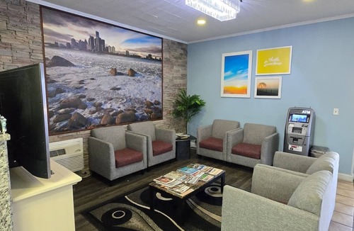 Livonia Hotel | Travelodge by Wyndham Livonia/Canton/Novi Detroit Area