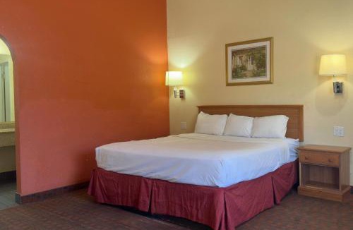 Lubbock Hotel | Travelodge by Wyndham Lubbock