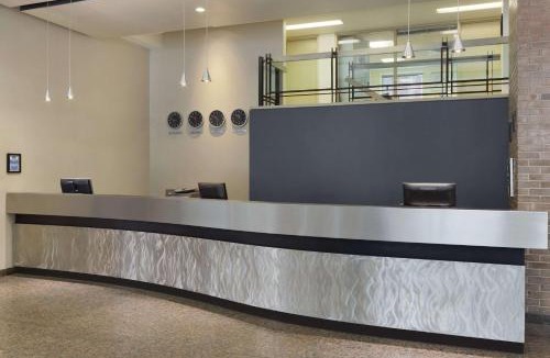 Chinatown Hotel | Travelodge by Wyndham Montreal Centre