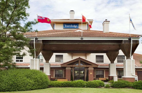 Oshawa Hotel | Travelodge by Wyndham Oshawa Whitby