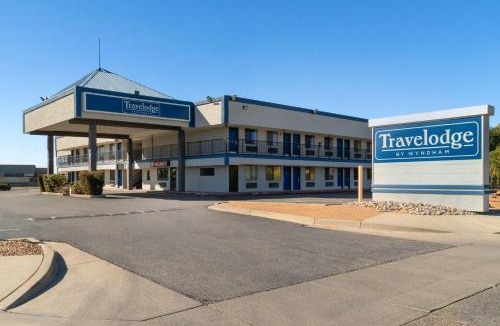 Westside Hotel | Travelodge by Wyndham Albuquerque West