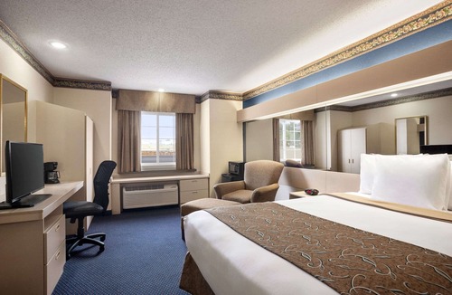 Fort Scott Hotel | Travelodge by Wyndham Fort Scott