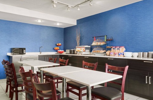 Windsor Hotel | Travelodge by Wyndham Windsor