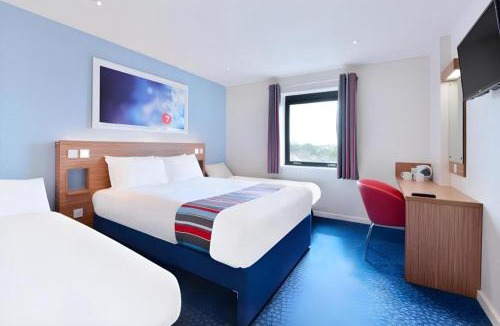 Leatherhead Hotel | Travelodge Leatherhead