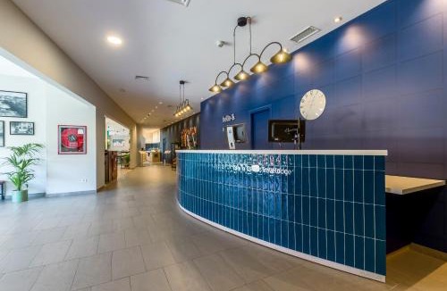 Alcala de Henares Hotel | Travelodge Madrid Alcalá de Henares