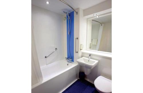 Rugeley Hotel | Travelodge Rugeley