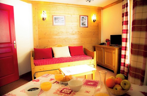Val Cenis Apartment | travelski home premium - Résidence Les Alpages de Val Cenis 4* - 3 pièces 6 personne .