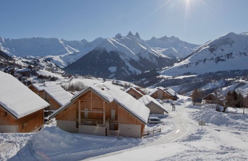 Saint-Jean-d'Arves Apartment | travelski home classic - Fontaine du Roi 3*
