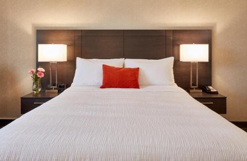 Sudbury Hotel | Travelway Inn Sudbury