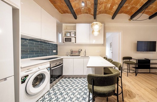 El Baix Guinardo Apartment | TRAVGRA4-1 · Confy 4 bedrooms flat in Eixample