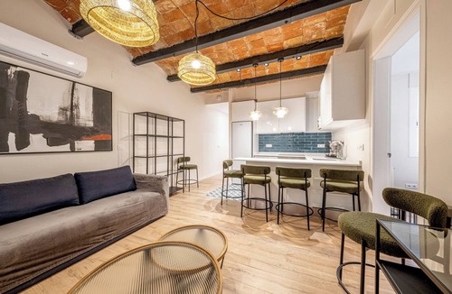 El Baix Guinardo Apartment | TRAVGRA4-1 · Confy 4 bedrooms flat in Eixample