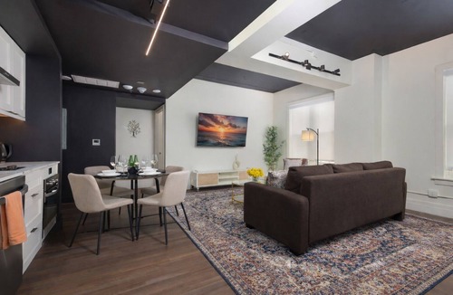 Downtown San Antonio Condo | Travis by Stylish Stays
