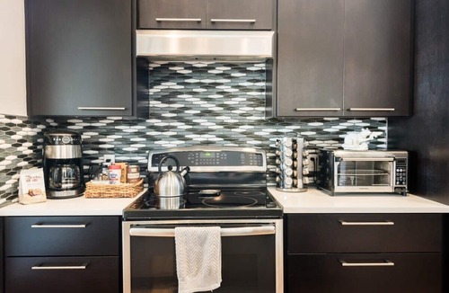 Greater South River City House | Travis Heights Art House