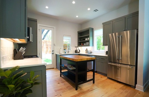 South River City House | Travis Heights Getaway - Stamford B!