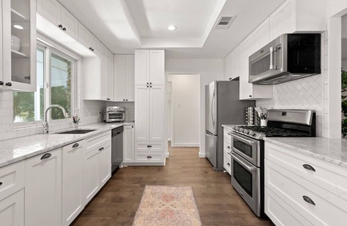 Greater South River City House | Travis Heights Home: Pool & walk to S. Congress