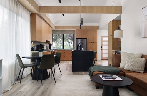 Travis Heights House | Travis Heights Home: Sauna & Cold Plunge