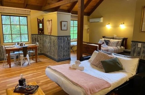 Trawool Bed & Breakfast | Trawool Shed Cottages