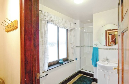 Hythe Cottage | Treacle Cottage at Treacle Den - E5385