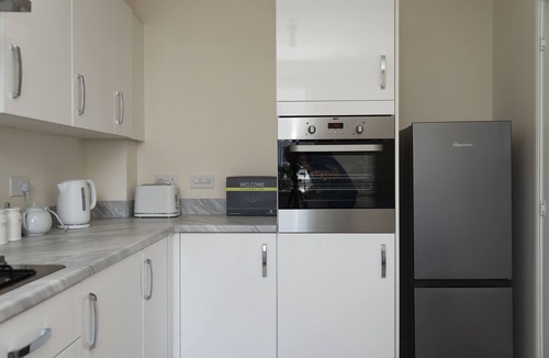 Macclesfield House | Treacle House by Our Home Short Stays