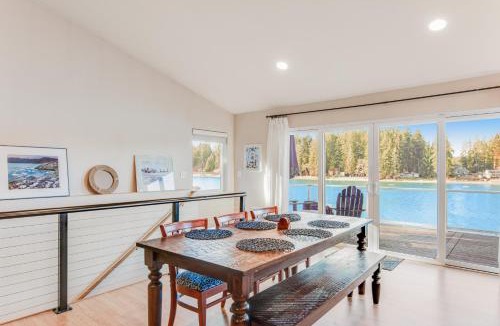 Allyn-Grapeview House | Treasure Island Escape