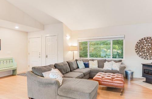 Allyn-Grapeview House | Treasure Island Escape