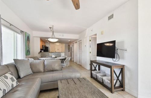 Treasure Island Apartment | Treasure Island - Huge balcony - 2br 2ba Getaway