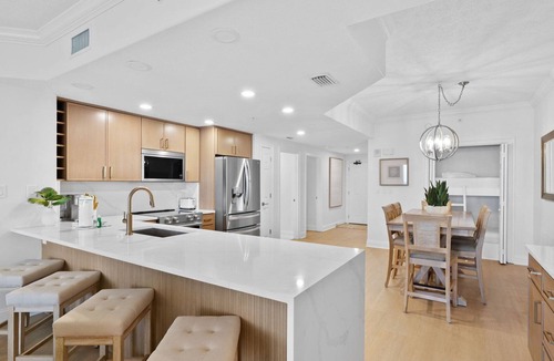 Lower Grand Lagoon Condo | Treasure Island