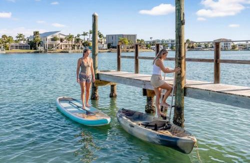 Treasure Island House | Treasure Trove Waterfront Cove