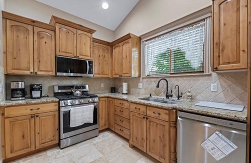 Boise House | Treasure Valley Haven: Spacious Family Escape 🏡