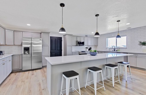 Meridian House | Treasure Valley’s Shared Home with 1 Double Queen Bedroom