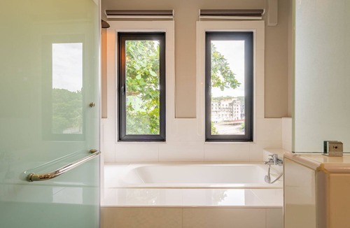 Malacca City Hotel | Treasures Hotel and Suites