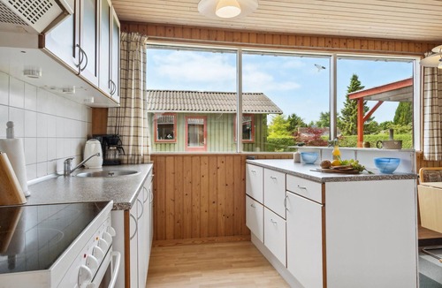 Boeslum House | Treat yourself to some time off in this compact and pleasant vacation home on Snaptun beach.