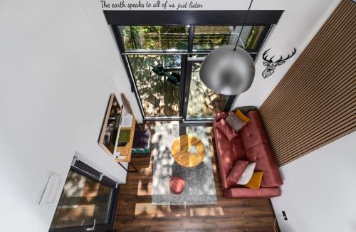 Slunj Apartment | Tree Elements treehouse retreat