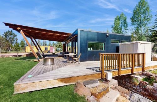 Carbondale House | Tree Farm Sanctuary