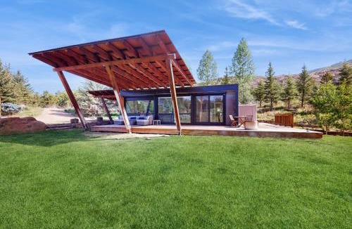 Carbondale House | Tree Farm Sanctuary
