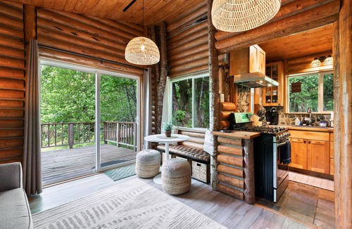 Gold Bar Cabin | Tree Frog Terrace - mountain trail w/views, river access, 4+pets