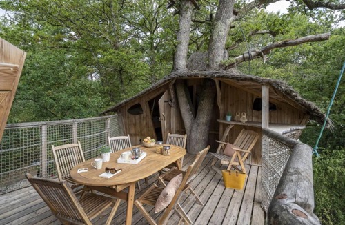 Pierrefitte-sur-Sauldre Cottage | Tree-house Forest Camp 5/6p 2Bdrms