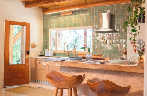 Topanga Cabin | Tree House and Spa in Topanga Canyon