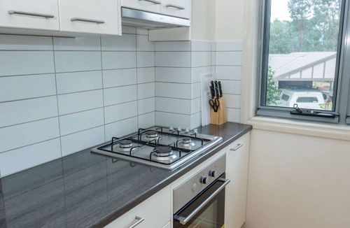 Marysville Cottage | TREE TOP - Perfect Cozy Getaway