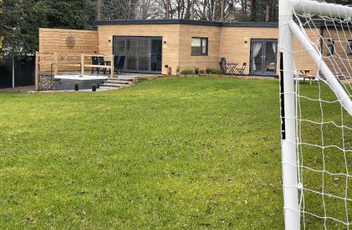 Lulsgate Bottom House | Tree Tops