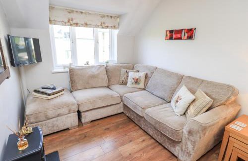 Bowness-on-Windermere House | Tree Tops View