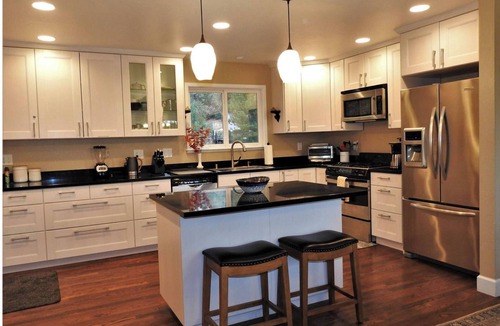 Murphys House | Tree View - Murphys Vacation Rentals