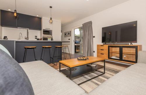 Lynmore House | Tree Walk Townhouse