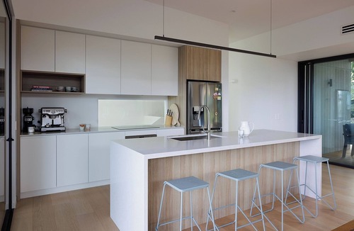 Smiths Lake House | Treehaus Escape - Smith's Lake