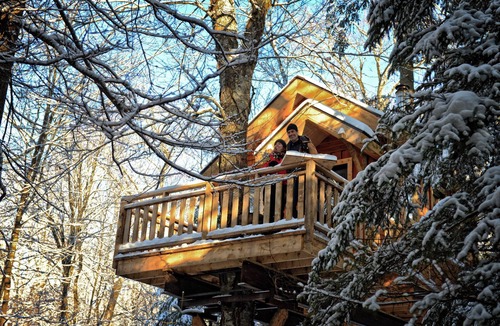 Saint-Faustin-Lac-Carre House | Treehouse #10 (Lakefront)